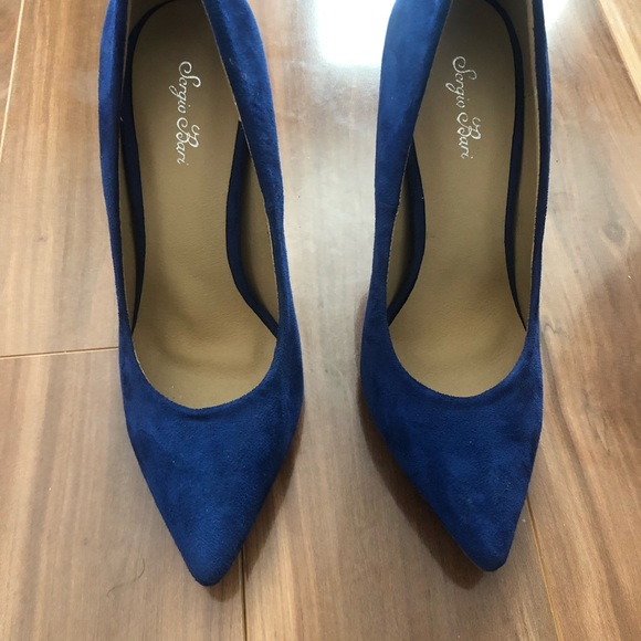 Heels - Picture 2 of 3